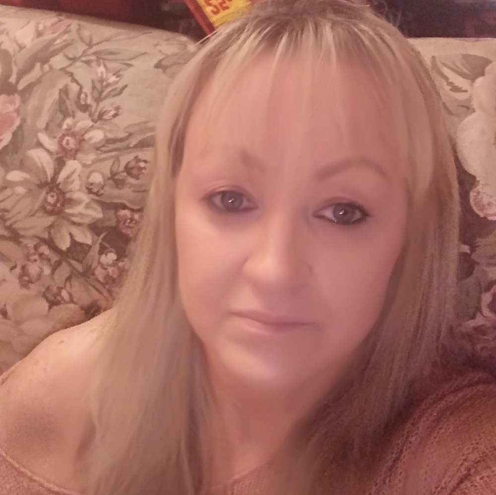 Meet your Posher, Pamela